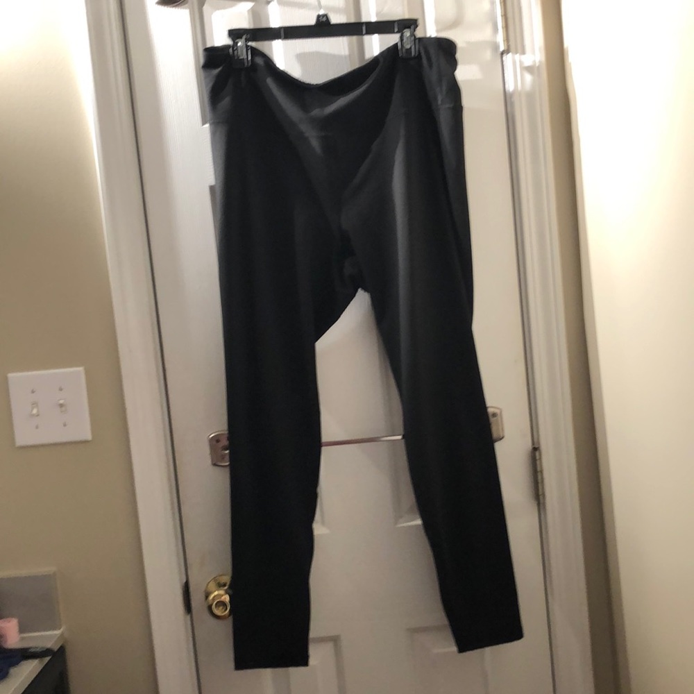 Old Navy active black fitted leggings